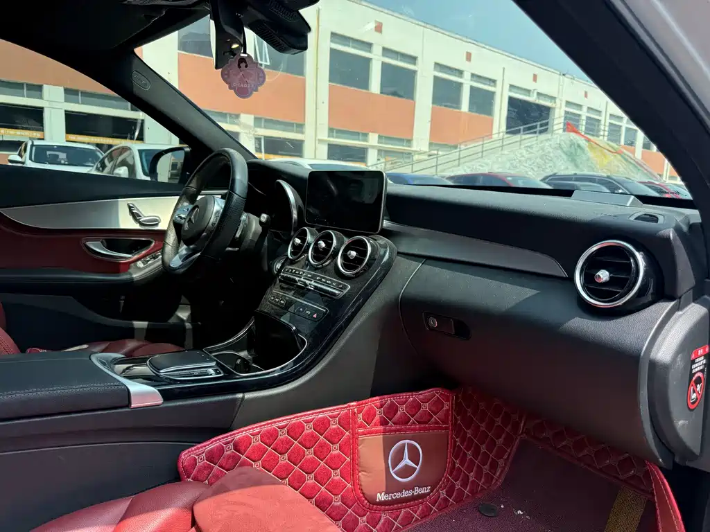 Mercedes-Benz C-Class 2019