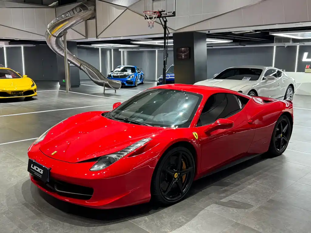 Ferrari 458 2014