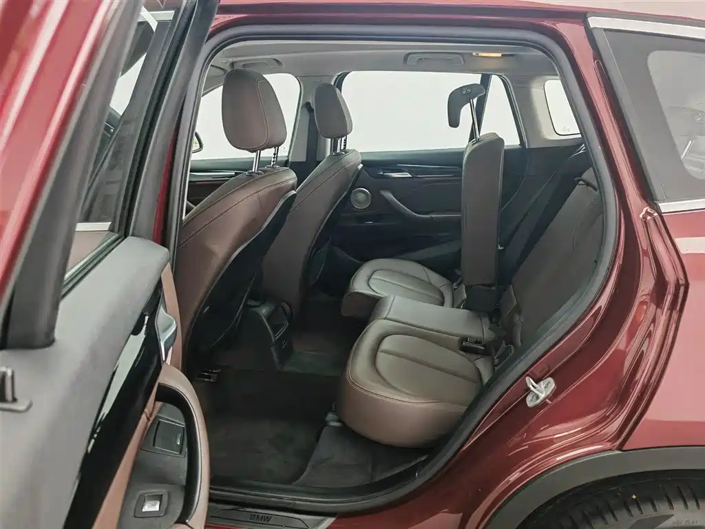 BMW X1 2021 — фото 15