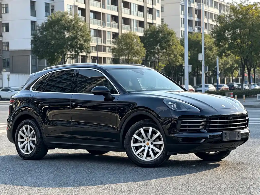 Porsche Cayenne 2018 — фото 3