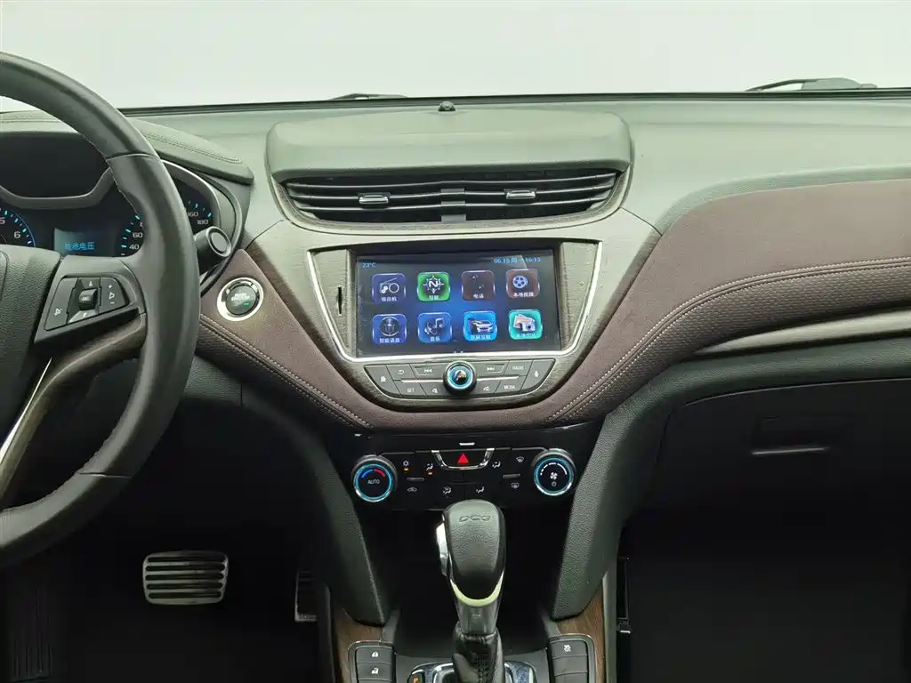 Chevrolet Malibu 2016 — фото 12