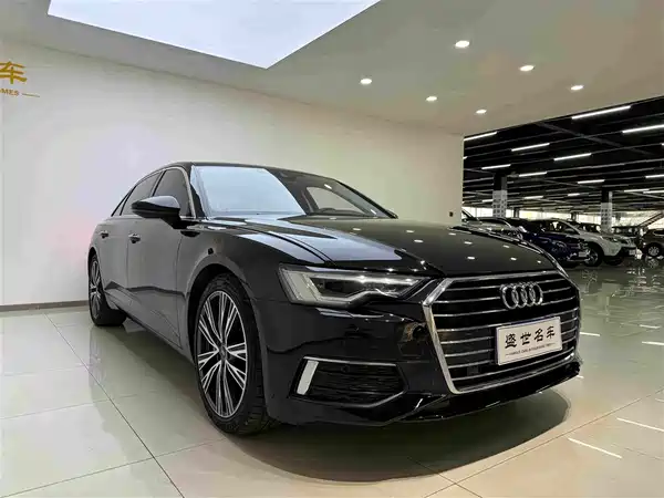 Audi A6L 2022