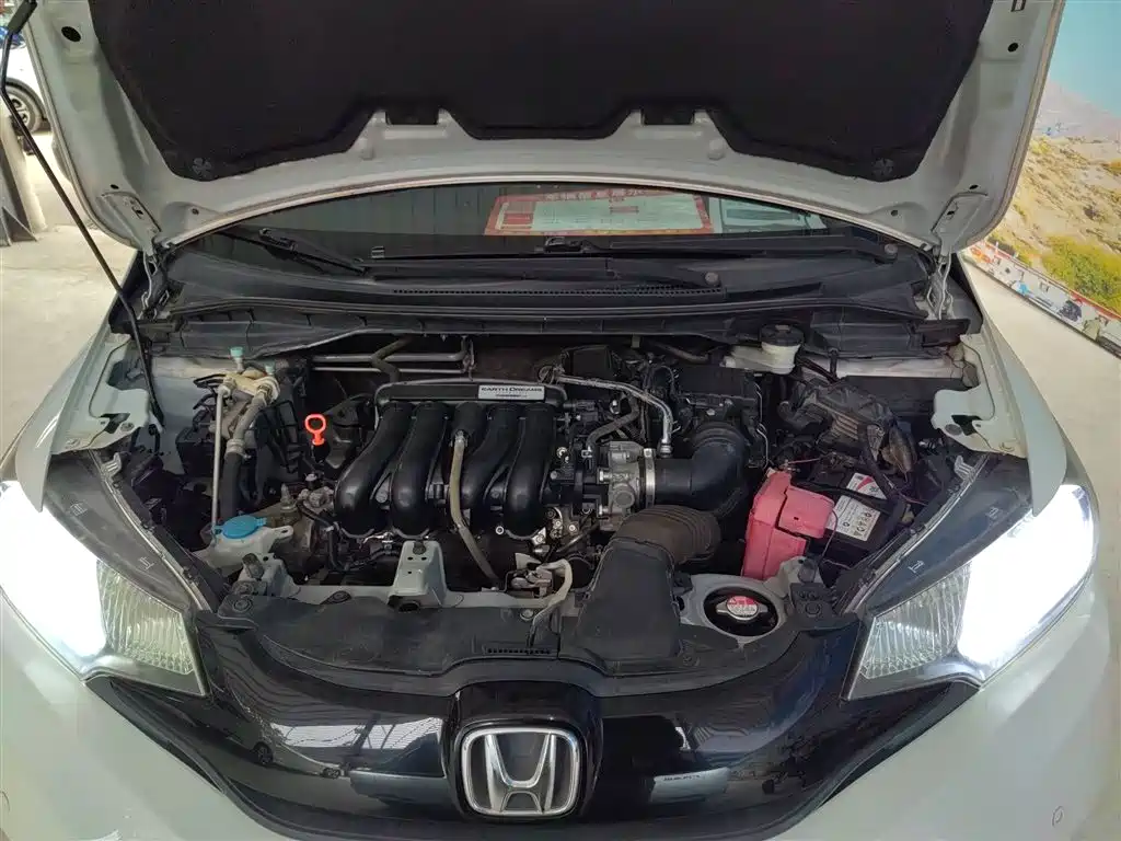 Honda Fit 2016 — фото 11