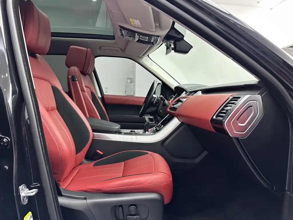 Land Rover Range Rover Sport 2022 — фото 13
