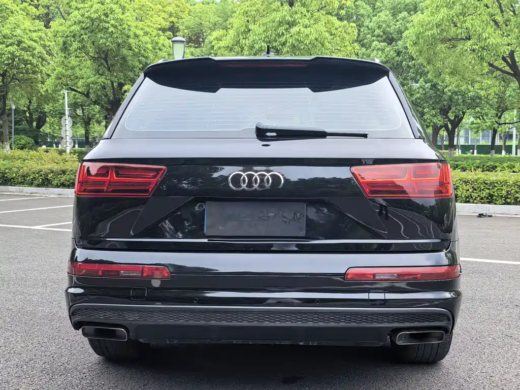 Audi Q7 2018 — фото 5