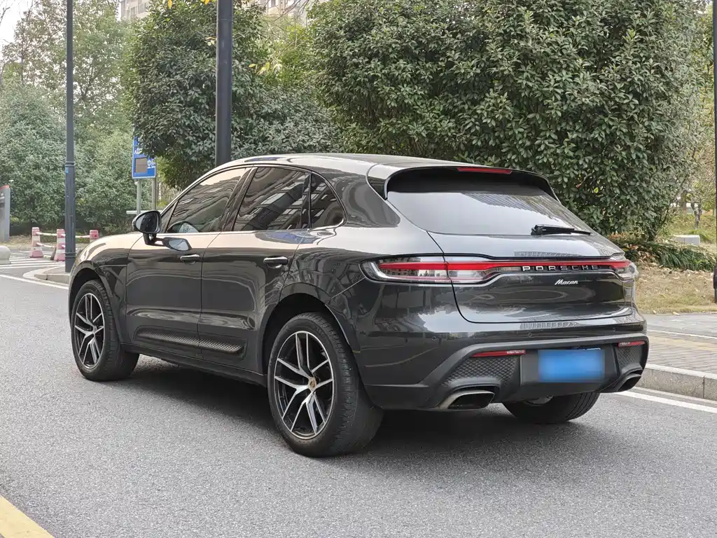 Porsche Macan 2023 — фото 4