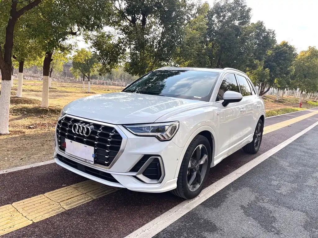 Audi Q3 2022