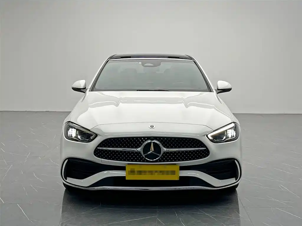 Mercedes-Benz C-Class 2023 — фото 2