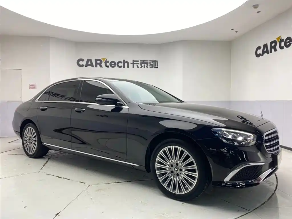 Mercedes-Benz E-Class 2023 — фото 2