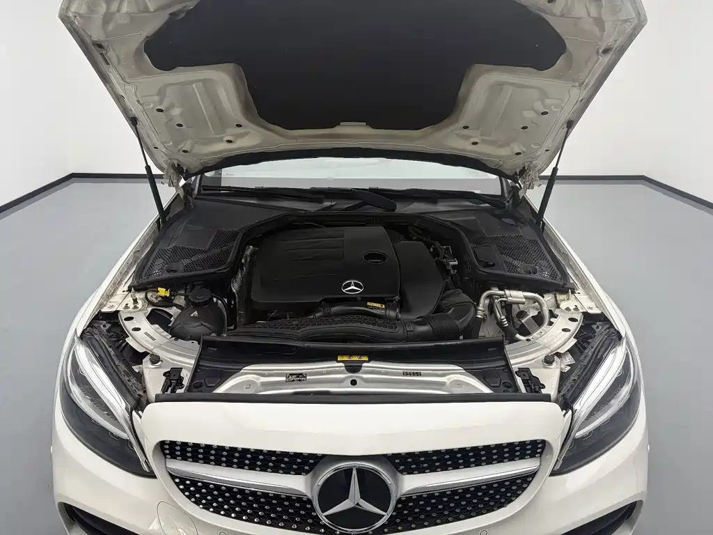 Mercedes-Benz C-Class 2019 — фото 18