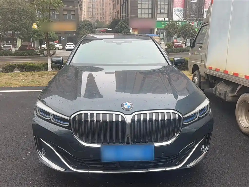BMW 7 Series 2021 — фото 10