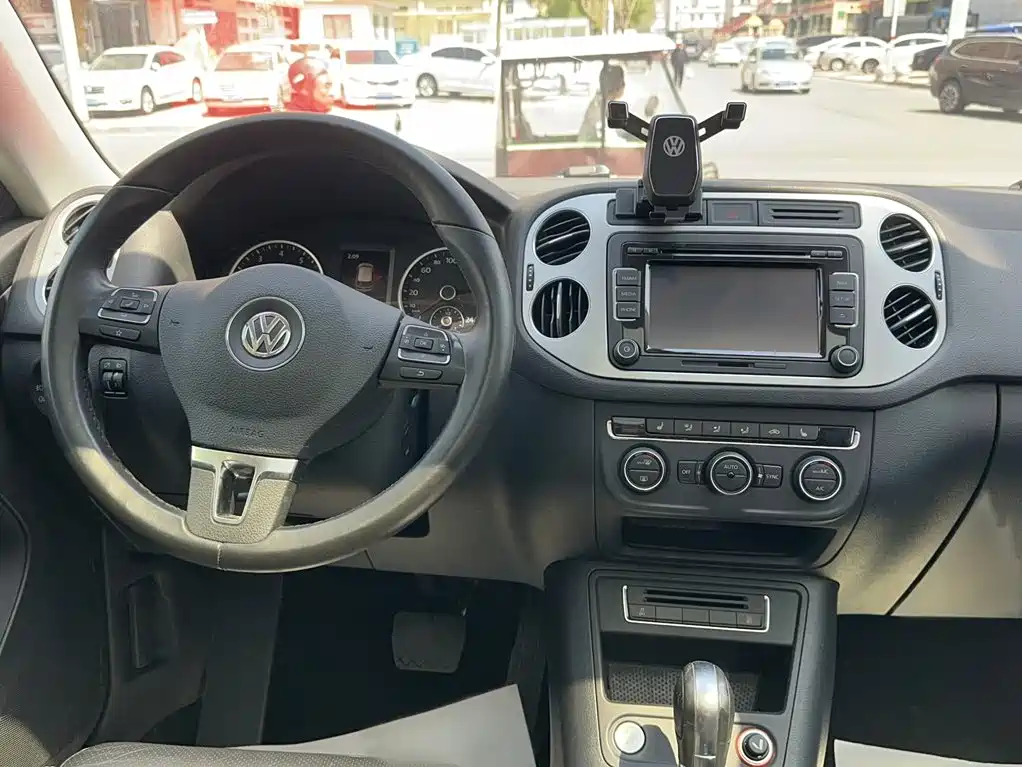 Volkswagen Tiguan 2016 — фото 4