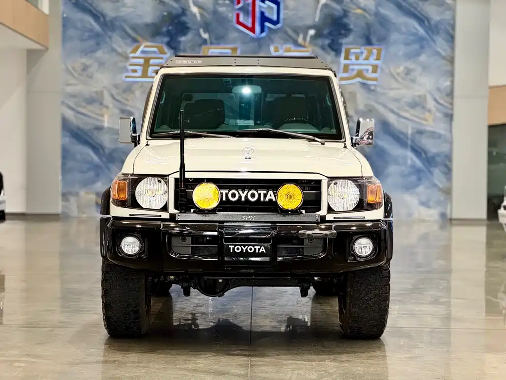 Toyota Land Cruiser 2024 — фото 2