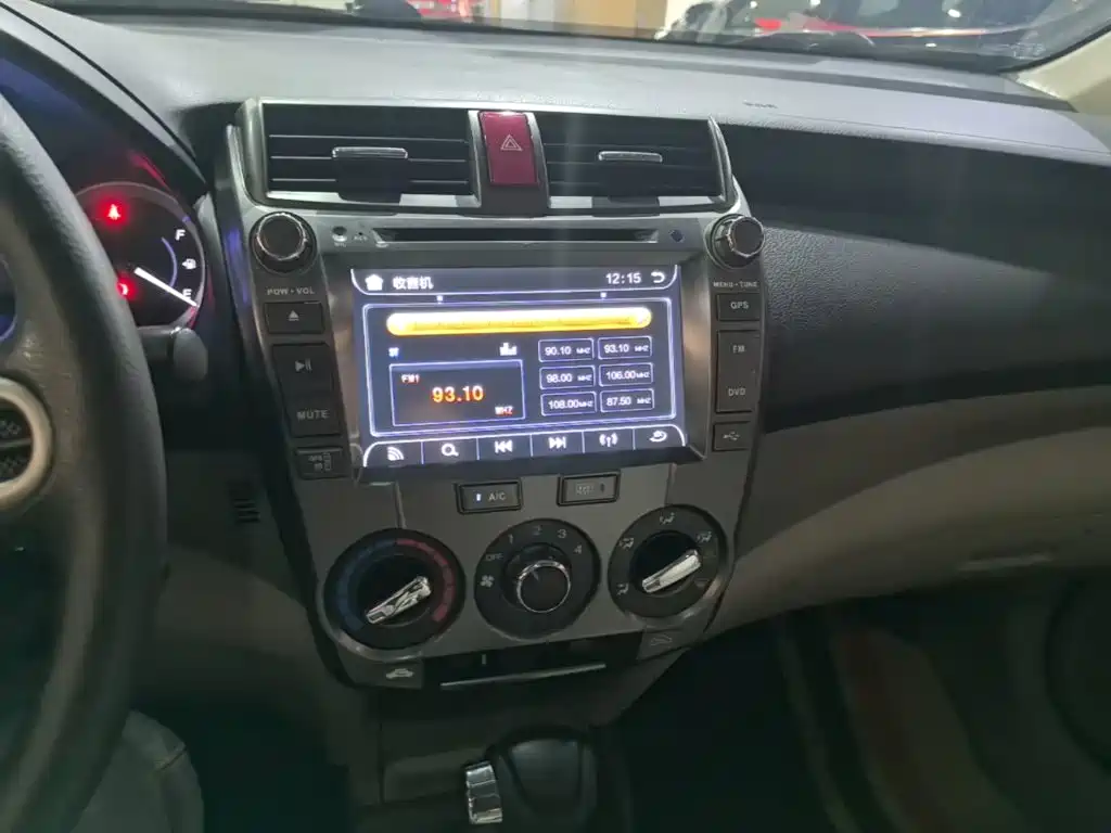Honda City Classic 2015 — фото 13