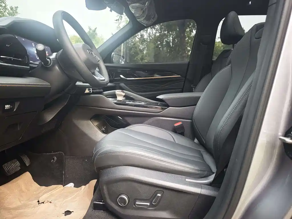 Geely Xingyue L 2024