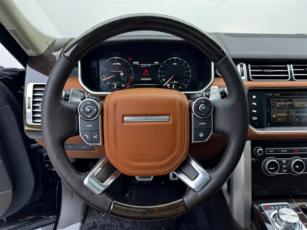 Land Rover Range Rover 2018 — фото 13
