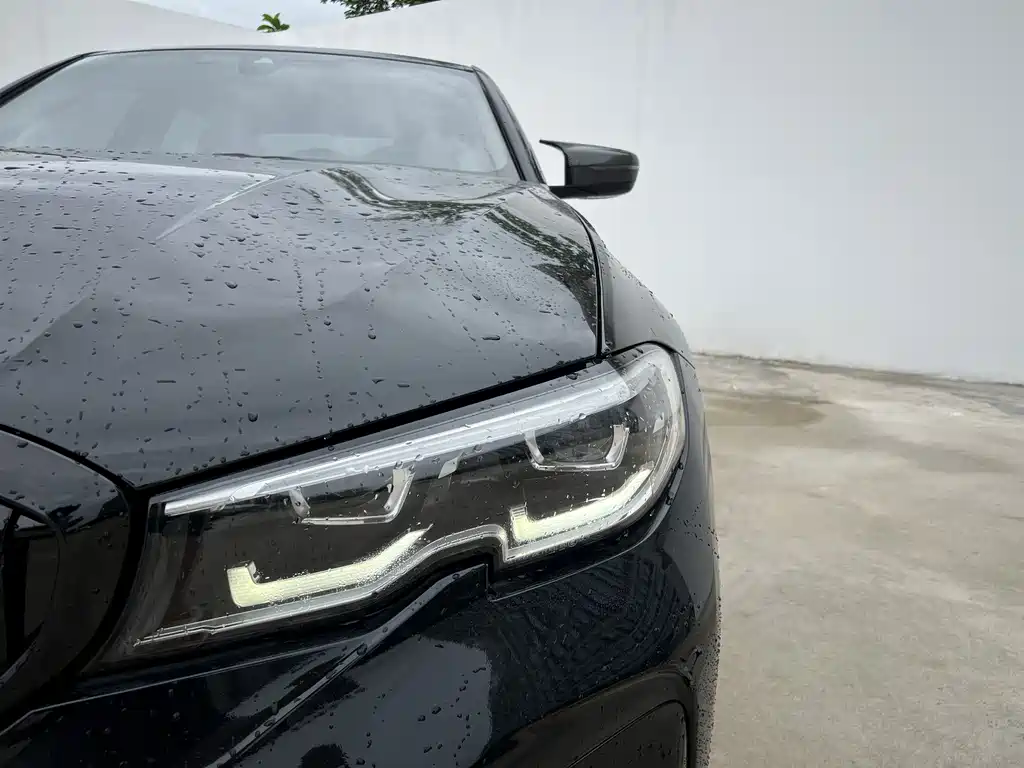 BMW 3 Series 2022 — фото 14
