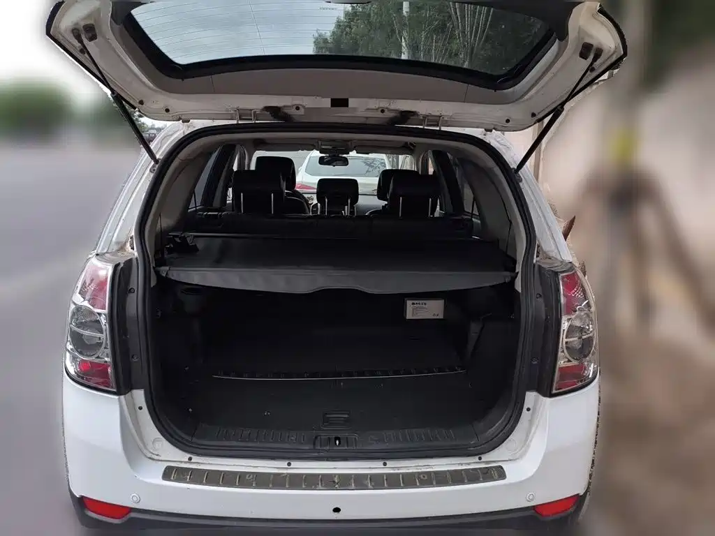 Chevrolet Captiva 2015 — фото 10