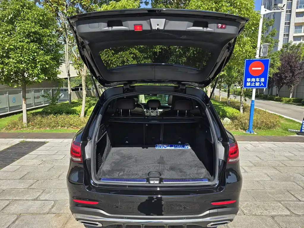 Mercedes-Benz GLC 2021 — фото 15