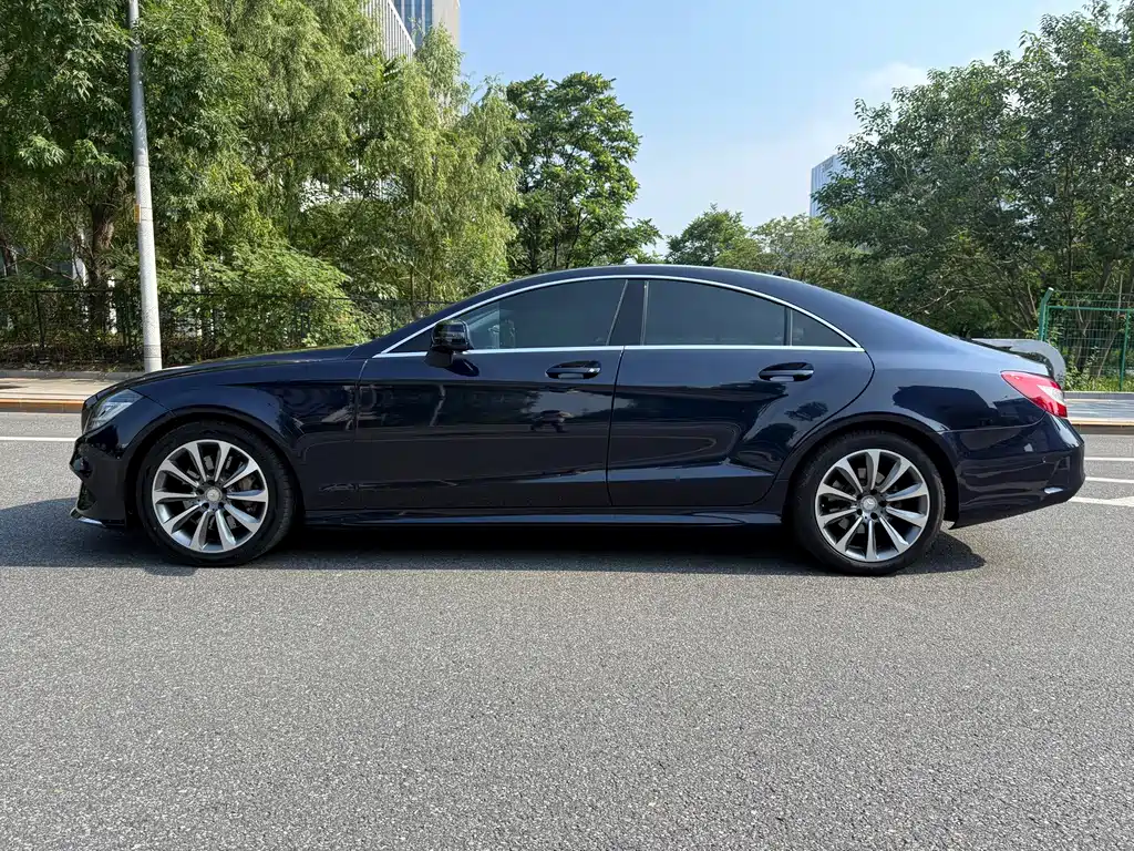 Mercedes-Benz CLS 2015 — фото 5