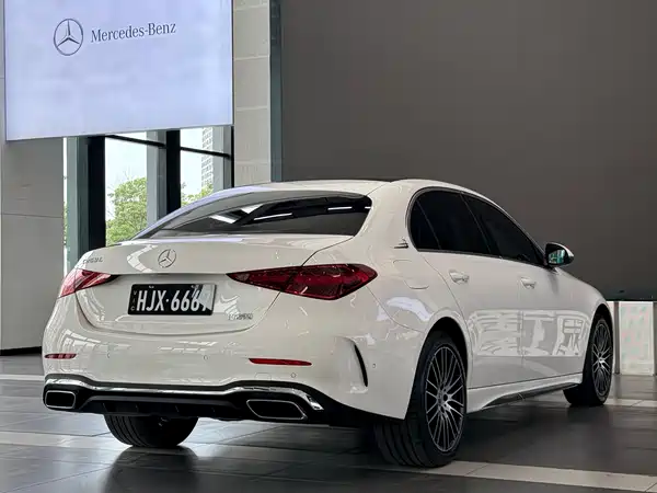 Mercedes-Benz C-Class 2021
