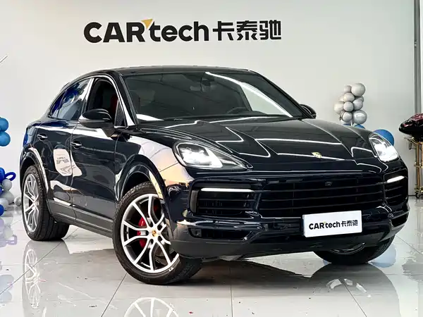 Porsche Cayenne 2022