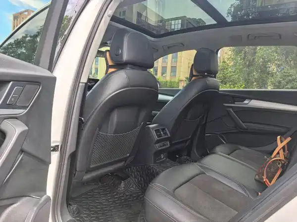 Audi Q5L 2019