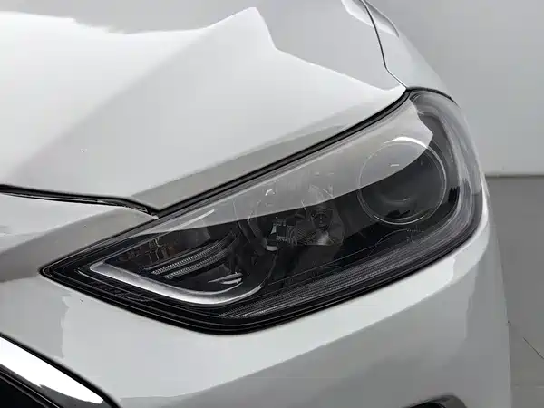 Hyundai Celesta 2016