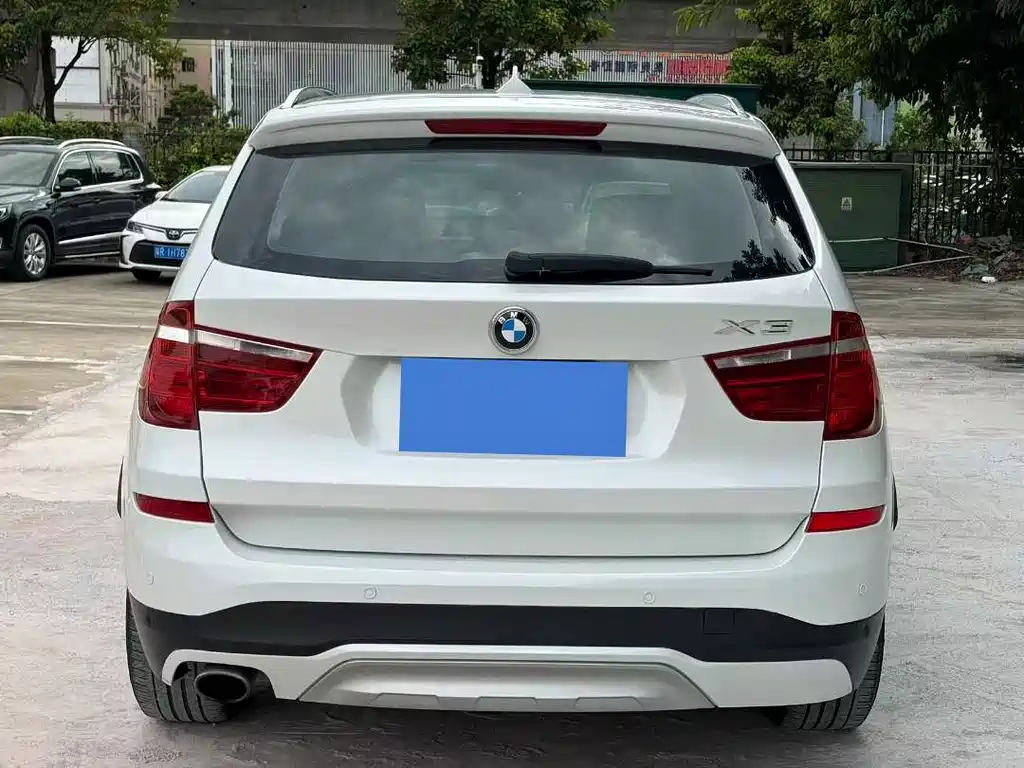BMW X3 2016 — фото 18