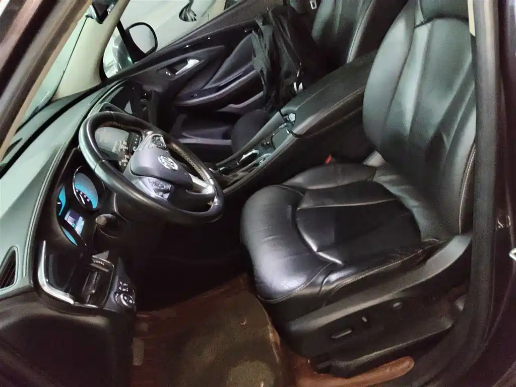 Buick Envision Plus 2015 — фото 11