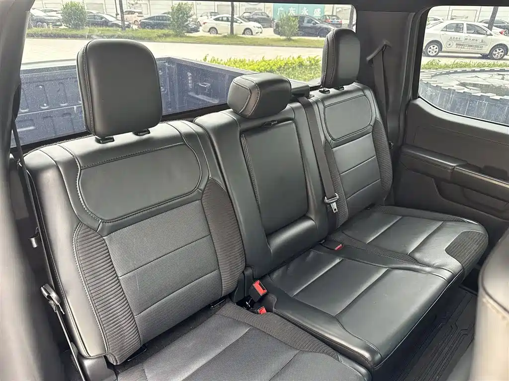 Ford F-150 Raptor 2025 — фото 10