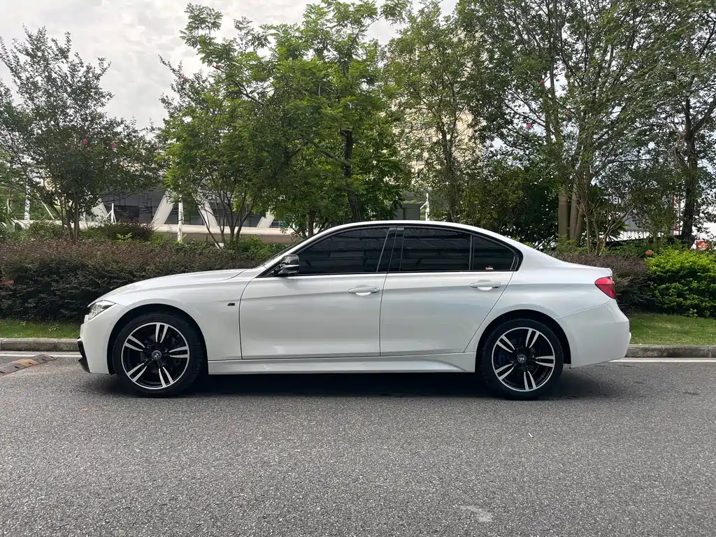 BMW 3 Series 2016