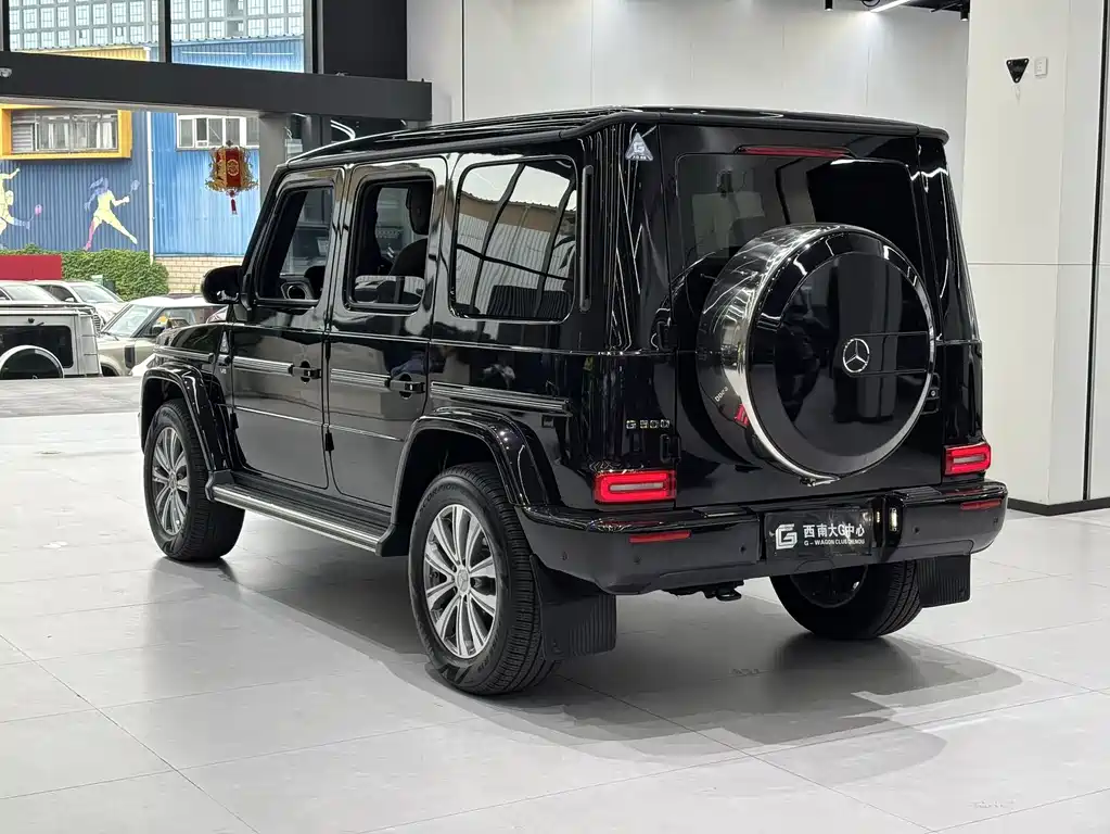 Mercedes-Benz G-Class 2023 — фото 6