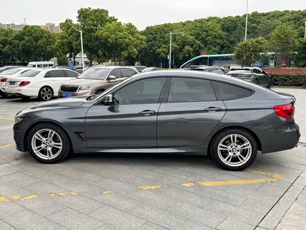 BMW 3 Series GT 2018