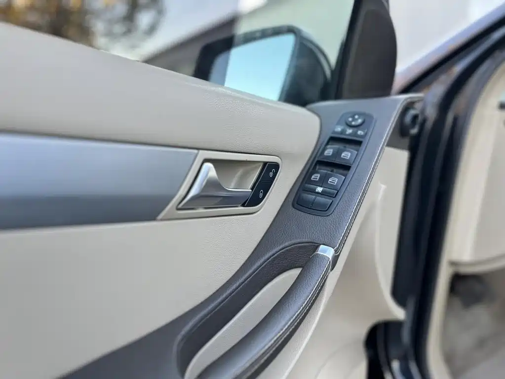 Mercedes-Benz R-Class 2013 — фото 14