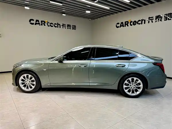 Cadillac CT5 2023