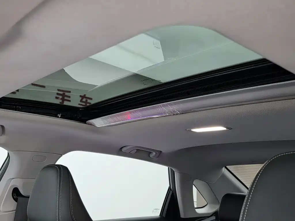 Geely Emgrand 2023 — фото 17