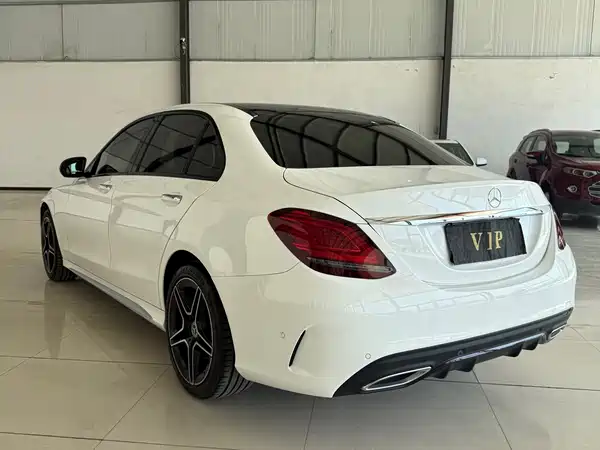 Mercedes-Benz C-Class 2021