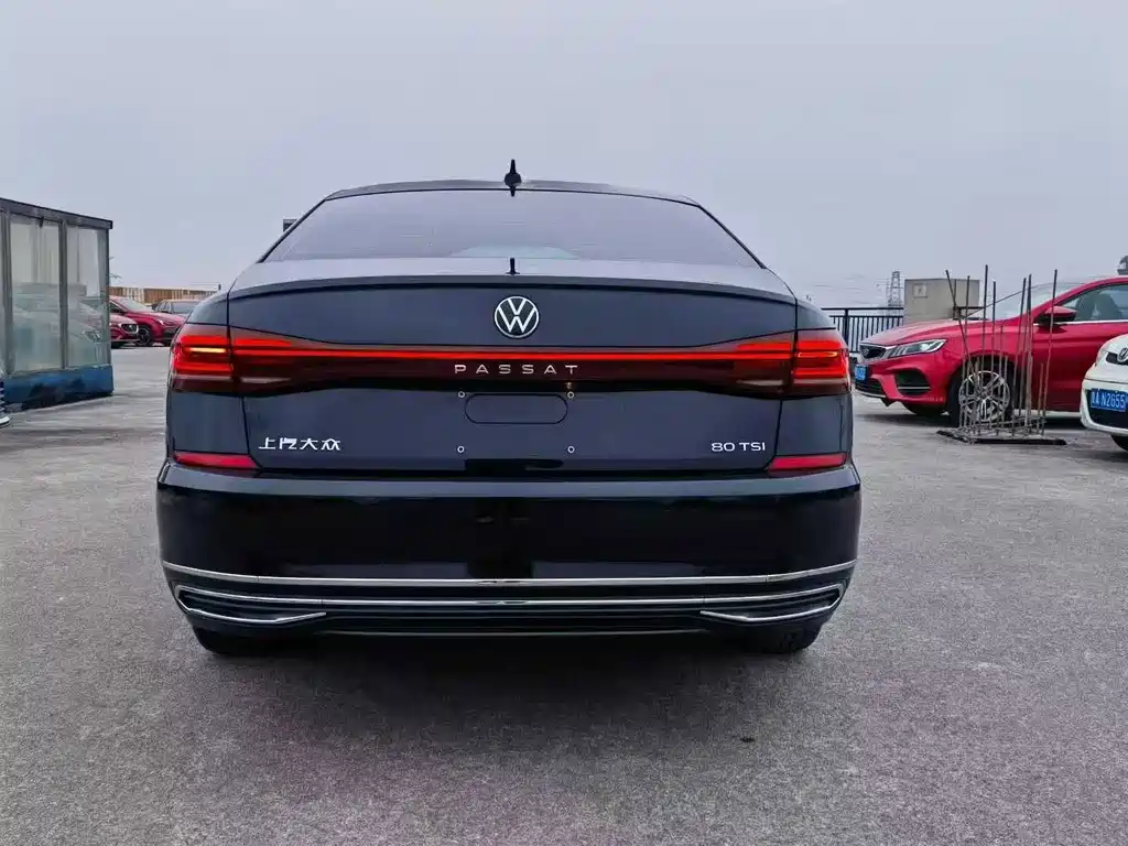 Volkswagen Passat 2023 — фото 8