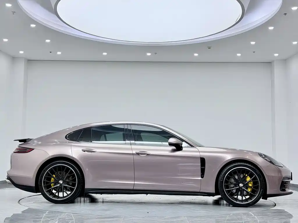 Porsche Panamera 2017 — фото 7