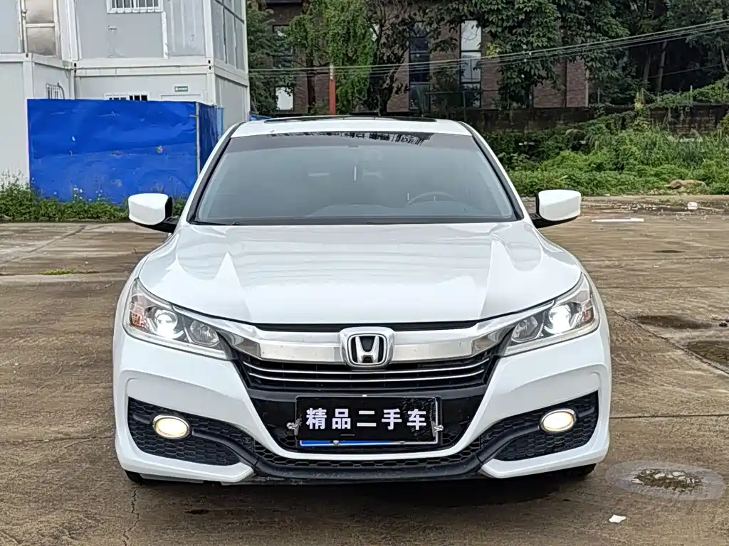Honda Accord 2017 — фото 2