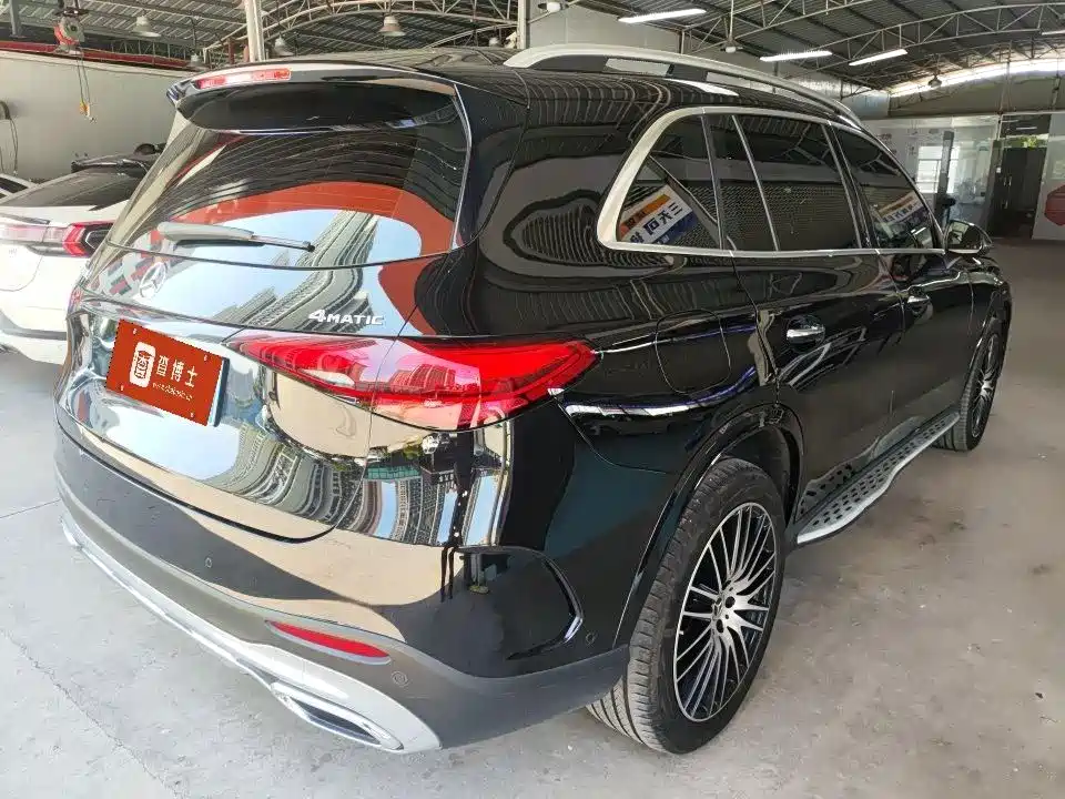 Mercedes-Benz GLC 2023