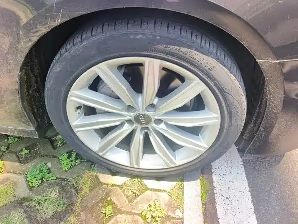 Audi A6L 2021