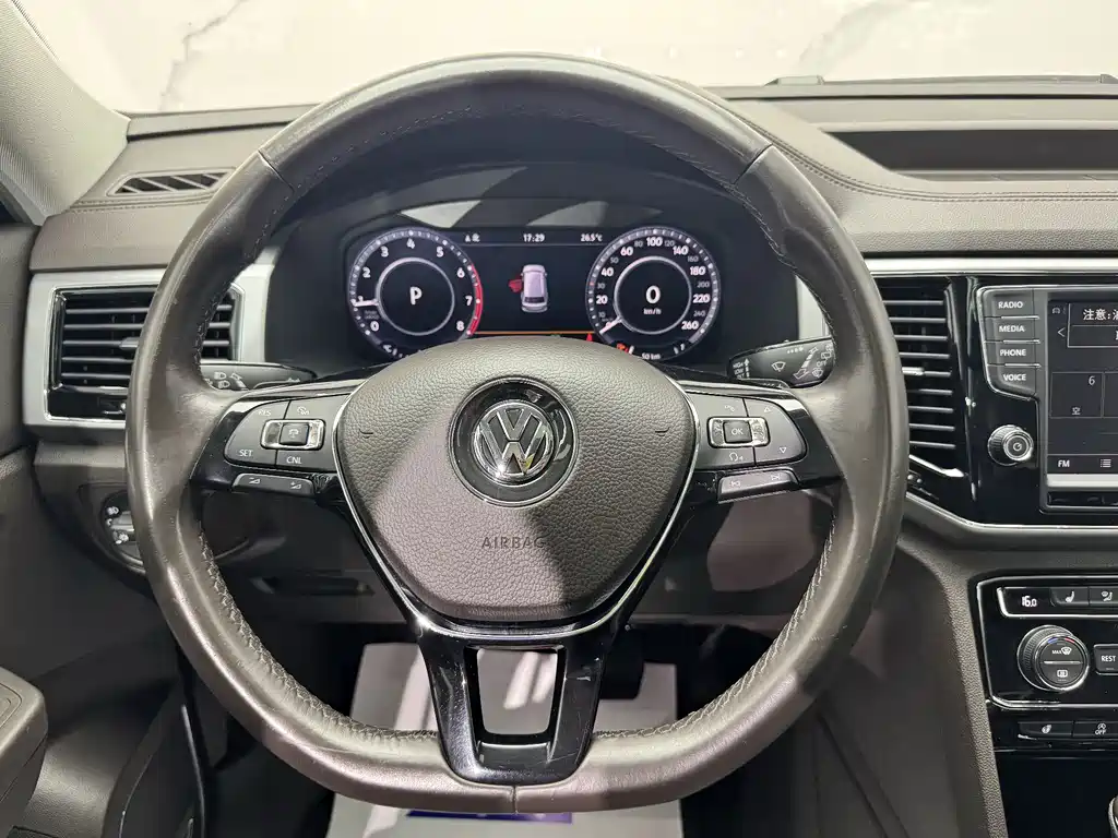 Volkswagen Teramont 2017 — фото 10