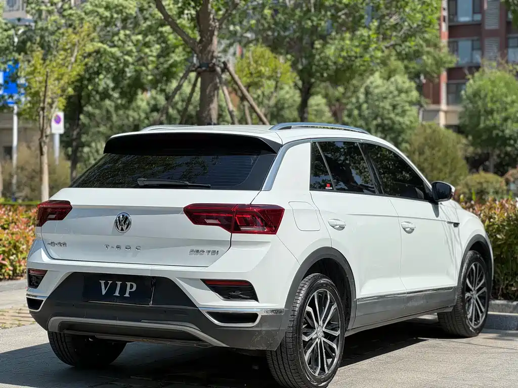 Volkswagen T-Roc 2020 — фото 9