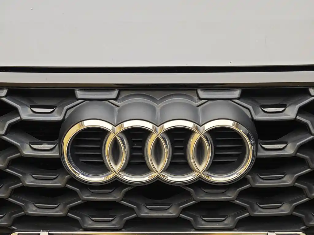 Audi Q3 Sportback 2021 — фото 3