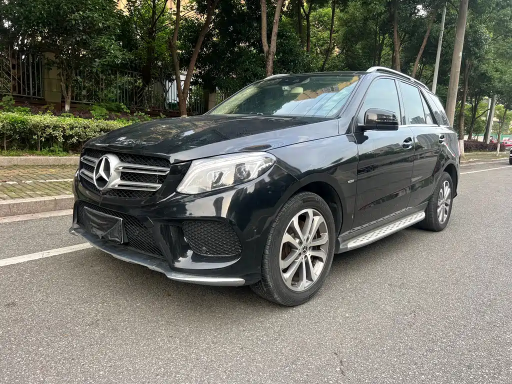 Mercedes-Benz GLE 2018 — фото 1