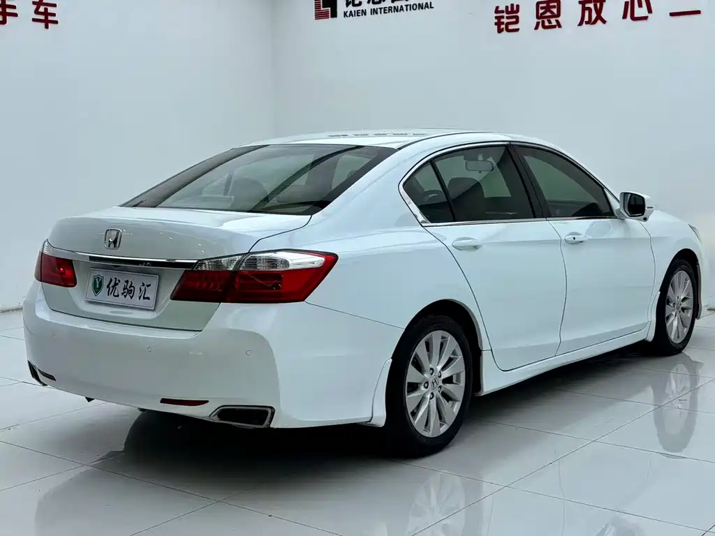 Honda Accord 2016 — фото 4