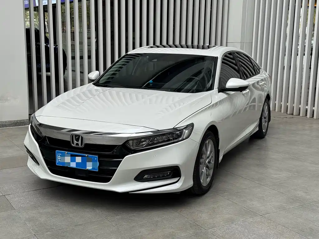 Honda Accord 2021 — фото 1