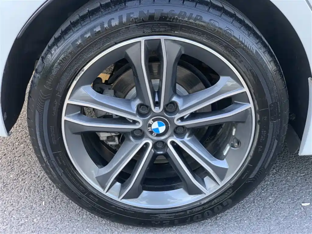 BMW 2 Series Active Tourer 2019 — фото 13